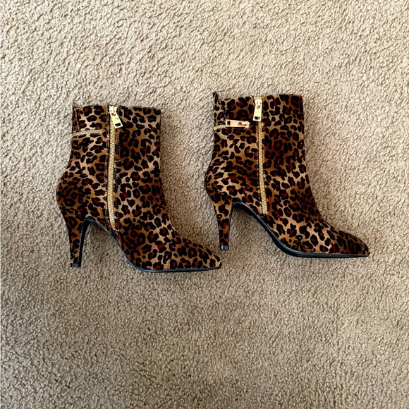 Bellini leopard ankle booties - Picture 1 of 7